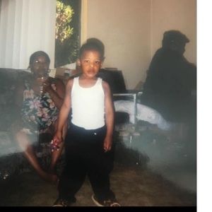 Meet your Posher, Deandre